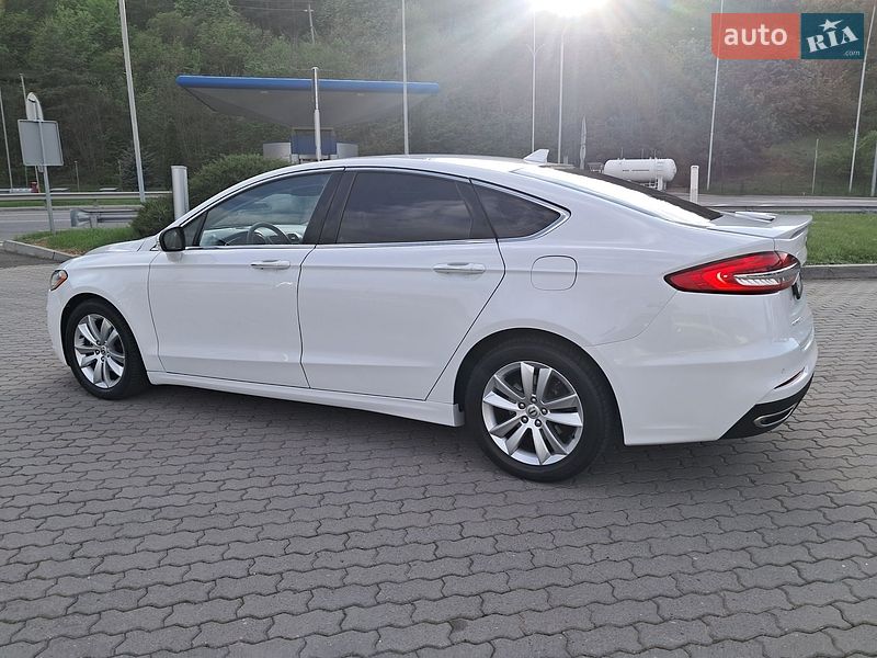 Седан Ford Fusion 2019 в Могилев-Подольске