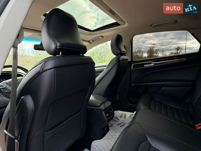 Седан Ford Fusion 2016 в Трускавце