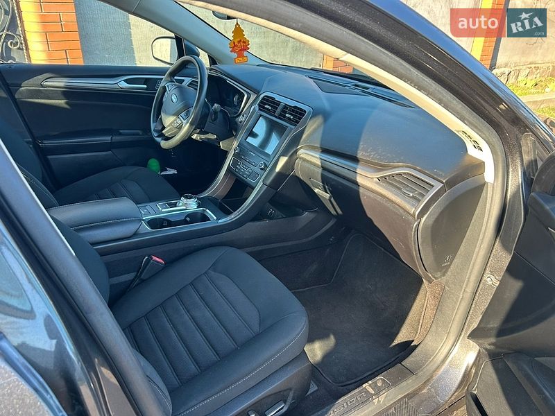 Седан Ford Fusion 2018 в Конотопі