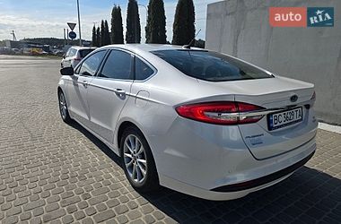 Седан Ford Fusion 2017 в Львові