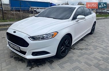 Седан Ford Fusion 2014 в Днепре