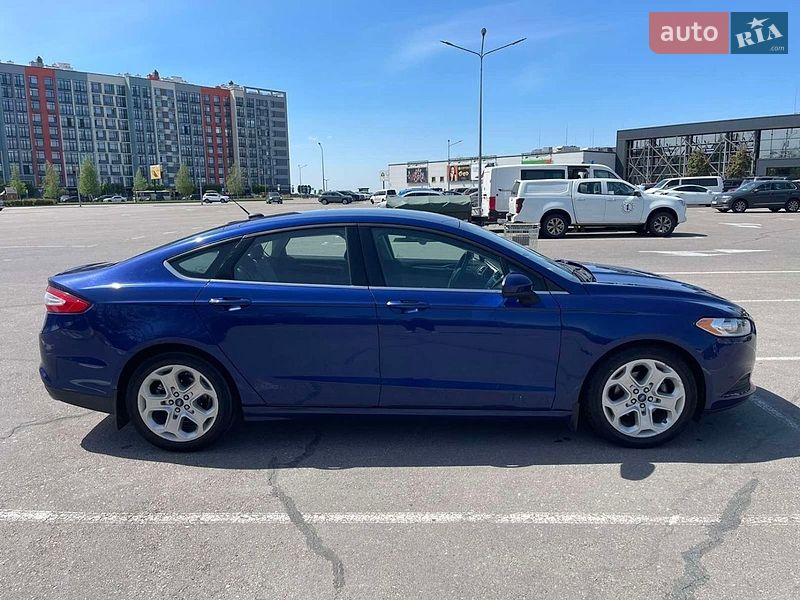 Седан Ford Fusion 2015 в Києві