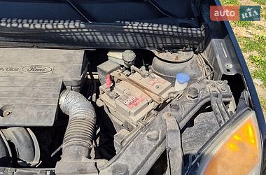 Хэтчбек Ford Fusion 2008 в Киеве