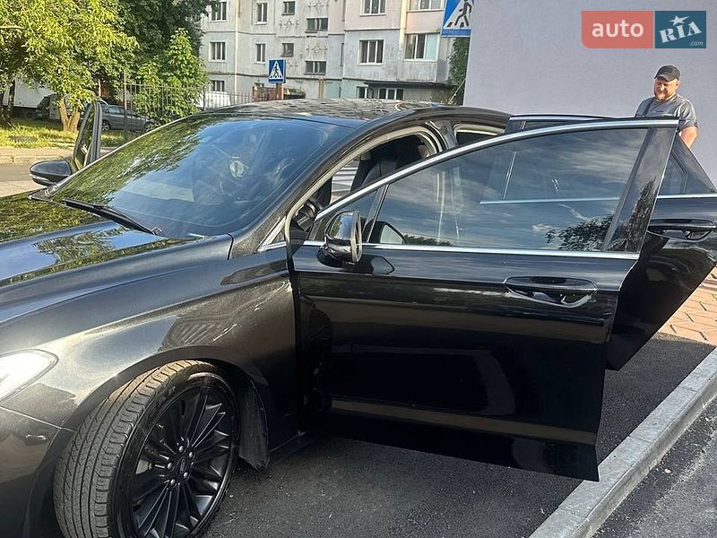 Седан Ford Fusion 2014 в Одесі