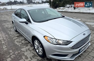 Седан Ford Fusion 2016 в Львові