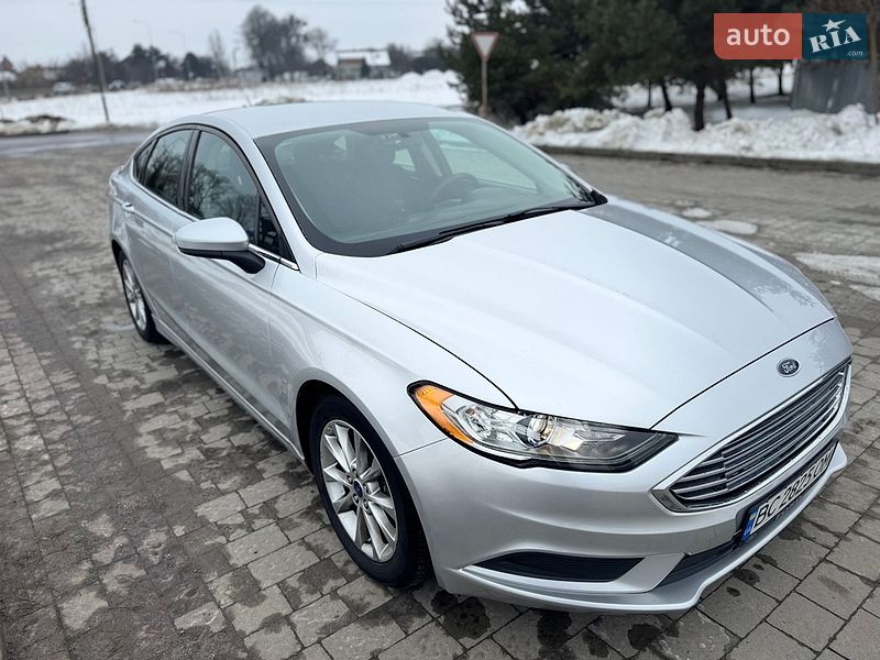 Седан Ford Fusion 2016 в Львові