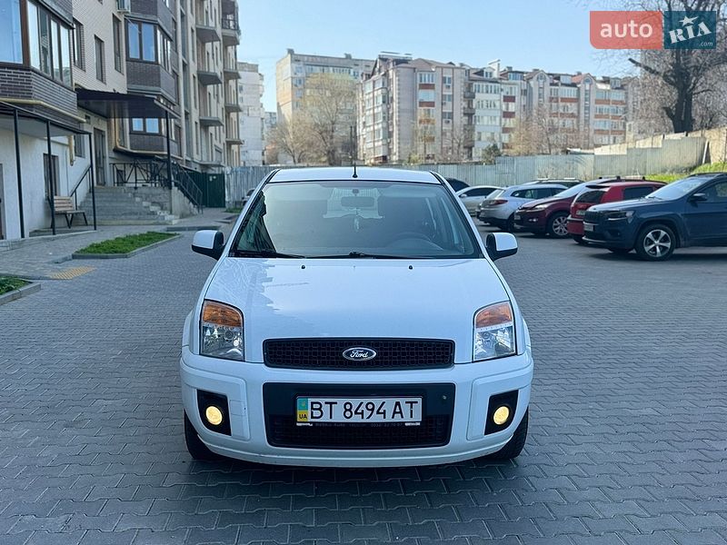 Хетчбек Ford Fusion 2011 в Чорноморську