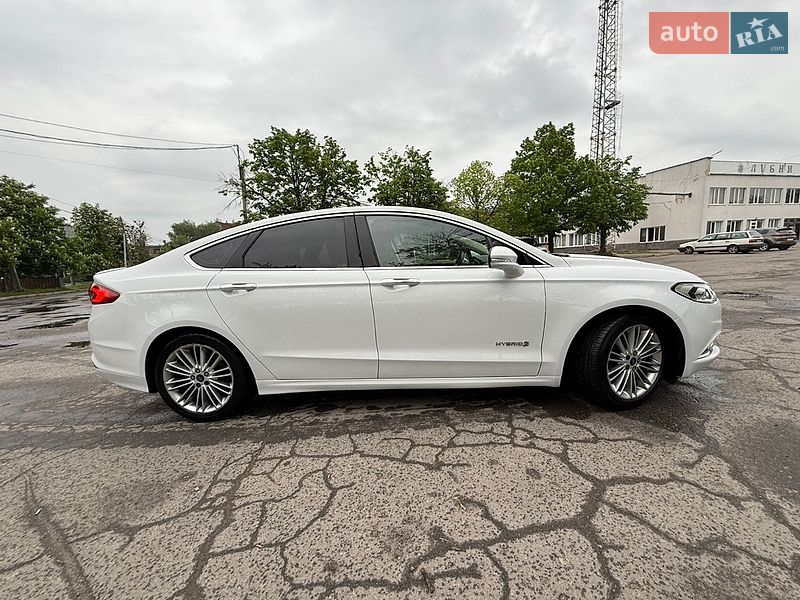 Седан Ford Fusion 2018 в Лубнах