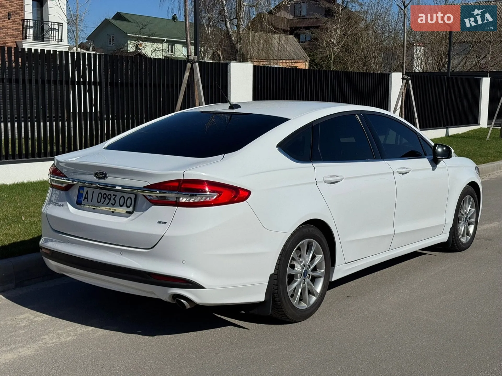 2017 Ford Fusion - мініатюра 19