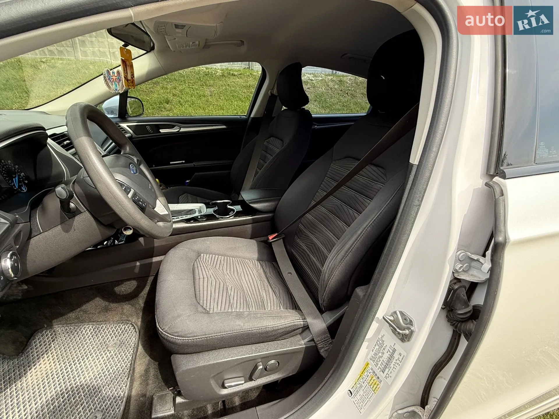 2015 Ford Fusion - мініатюра 19