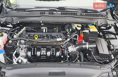 Седан Ford Fusion 2016 в Львові