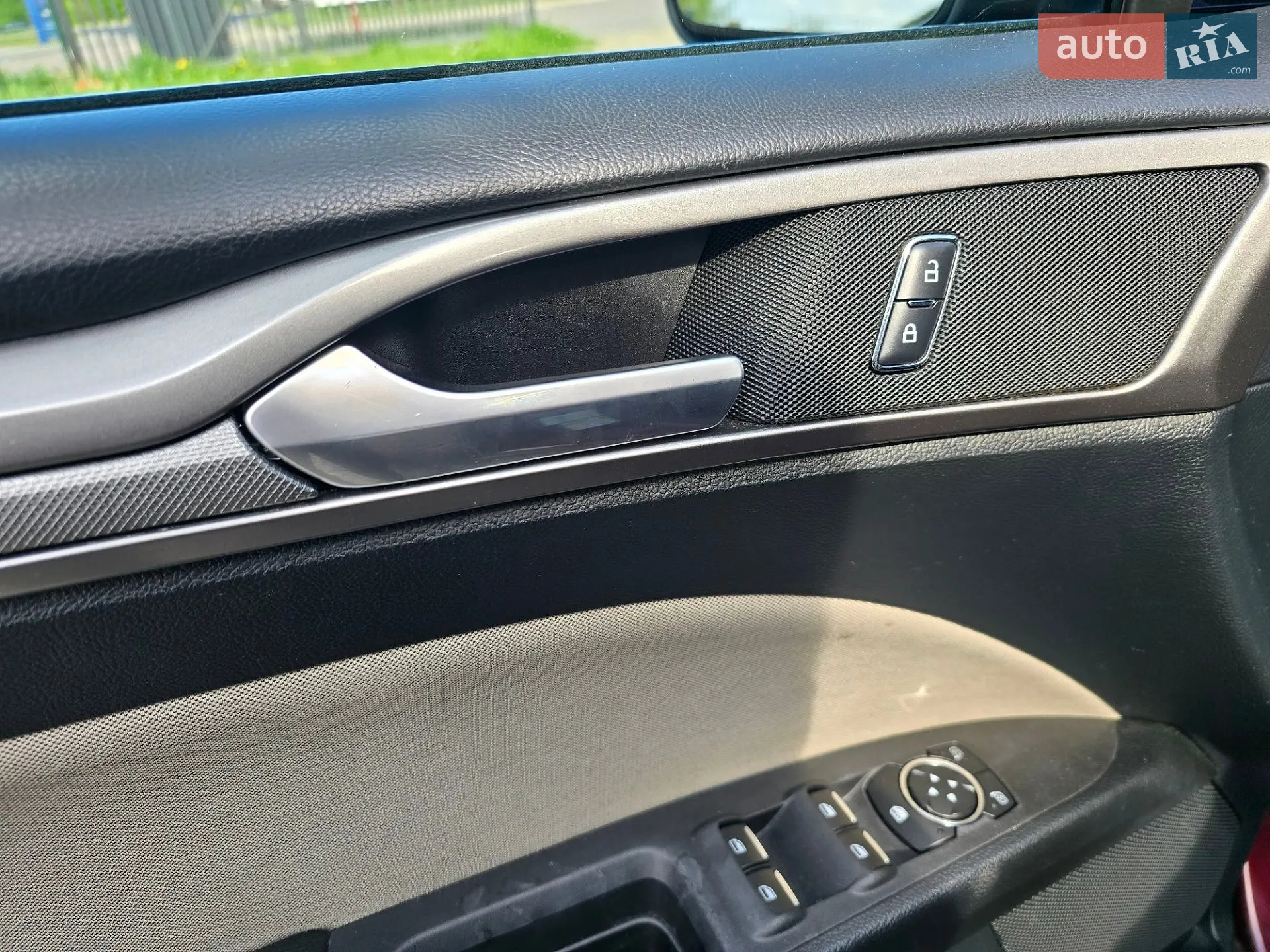 2016 Ford Fusion - мініатюра 12