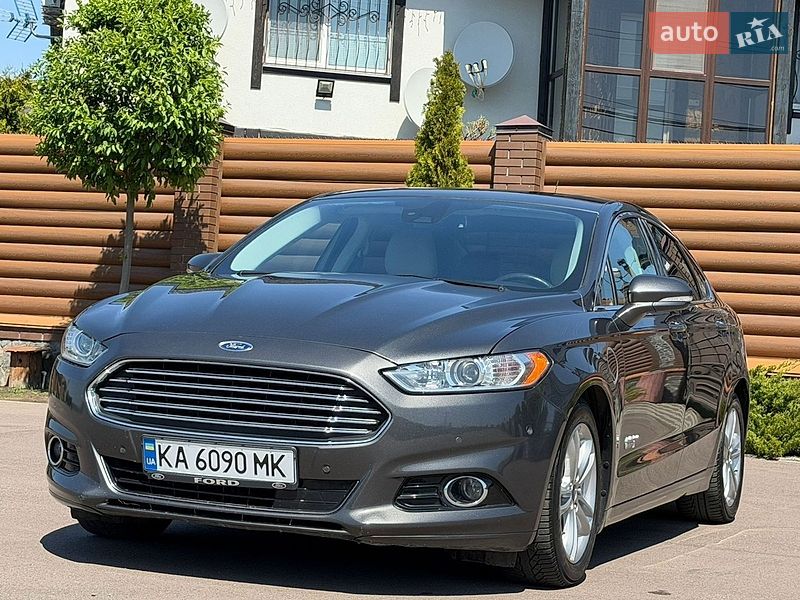 Седан Ford Fusion 2015 в Борисполе