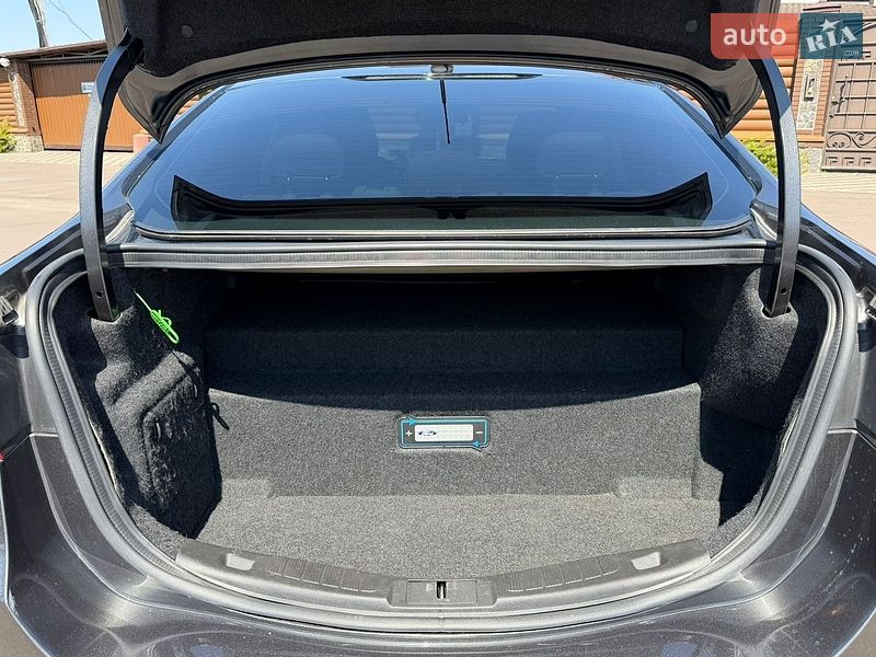 Седан Ford Fusion 2015 в Борисполе
