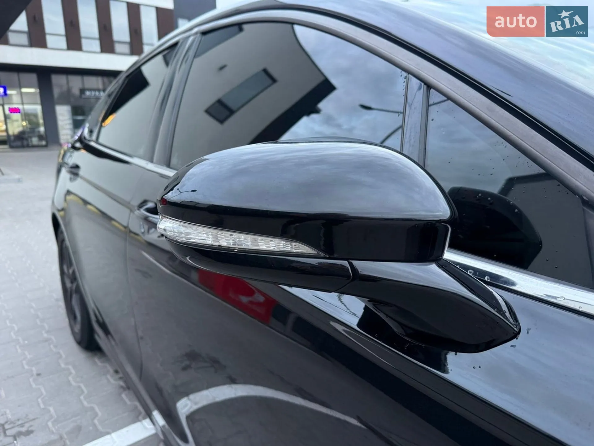2015 Ford Fusion - мініатюра 23