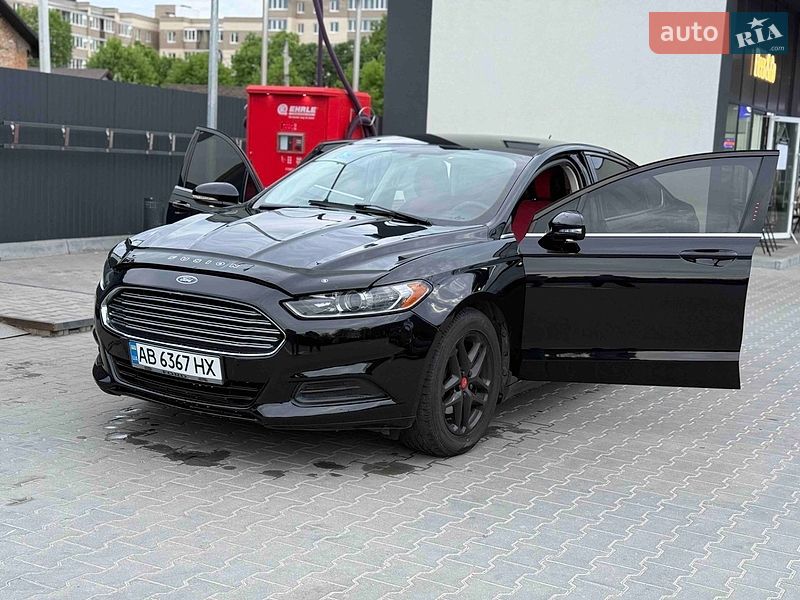 Седан Ford Fusion 2015 в Вінниці