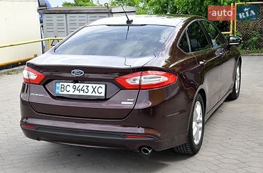 Седан Ford Fusion 2013 в Львове