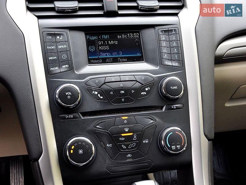 Седан Ford Fusion 2013 в Львове