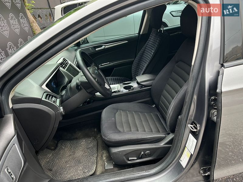 Седан Ford Fusion 2013 в Киеве