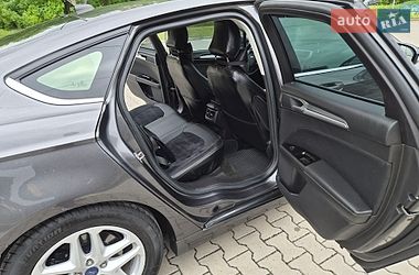 Седан Ford Fusion 2015 в Виннице
