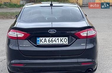 Седан Ford Fusion 2015 в Києві