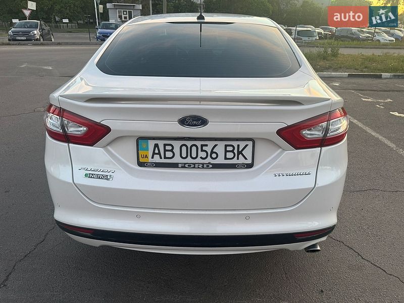 Седан Ford Fusion 2015 в Виннице
