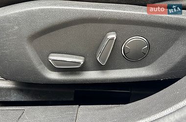 Седан Ford Fusion 2015 в Ровно
