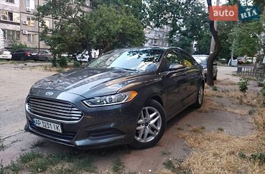 Седан Ford Fusion 2016 в Львові