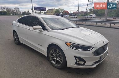 Седан Ford Fusion 2019 в Одессе