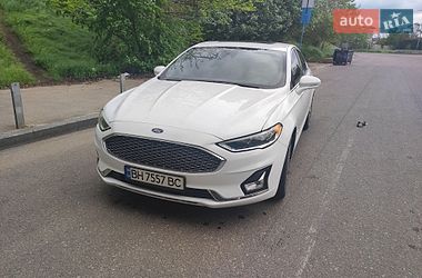 Седан Ford Fusion 2019 в Одессе