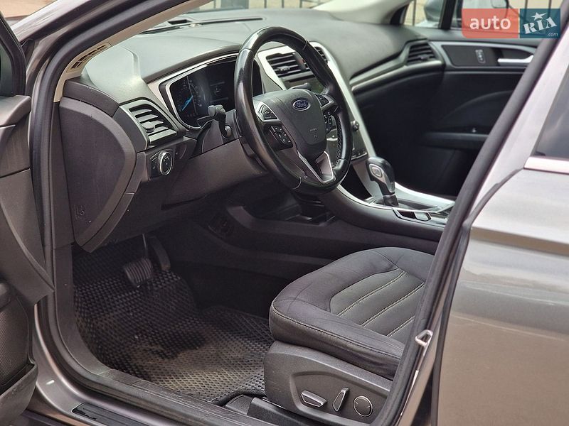 Седан Ford Fusion 2014 в Одессе