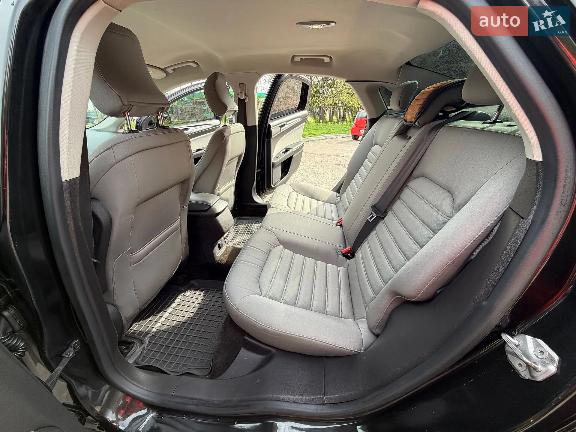 2014 Ford Fusion - мініатюра 28