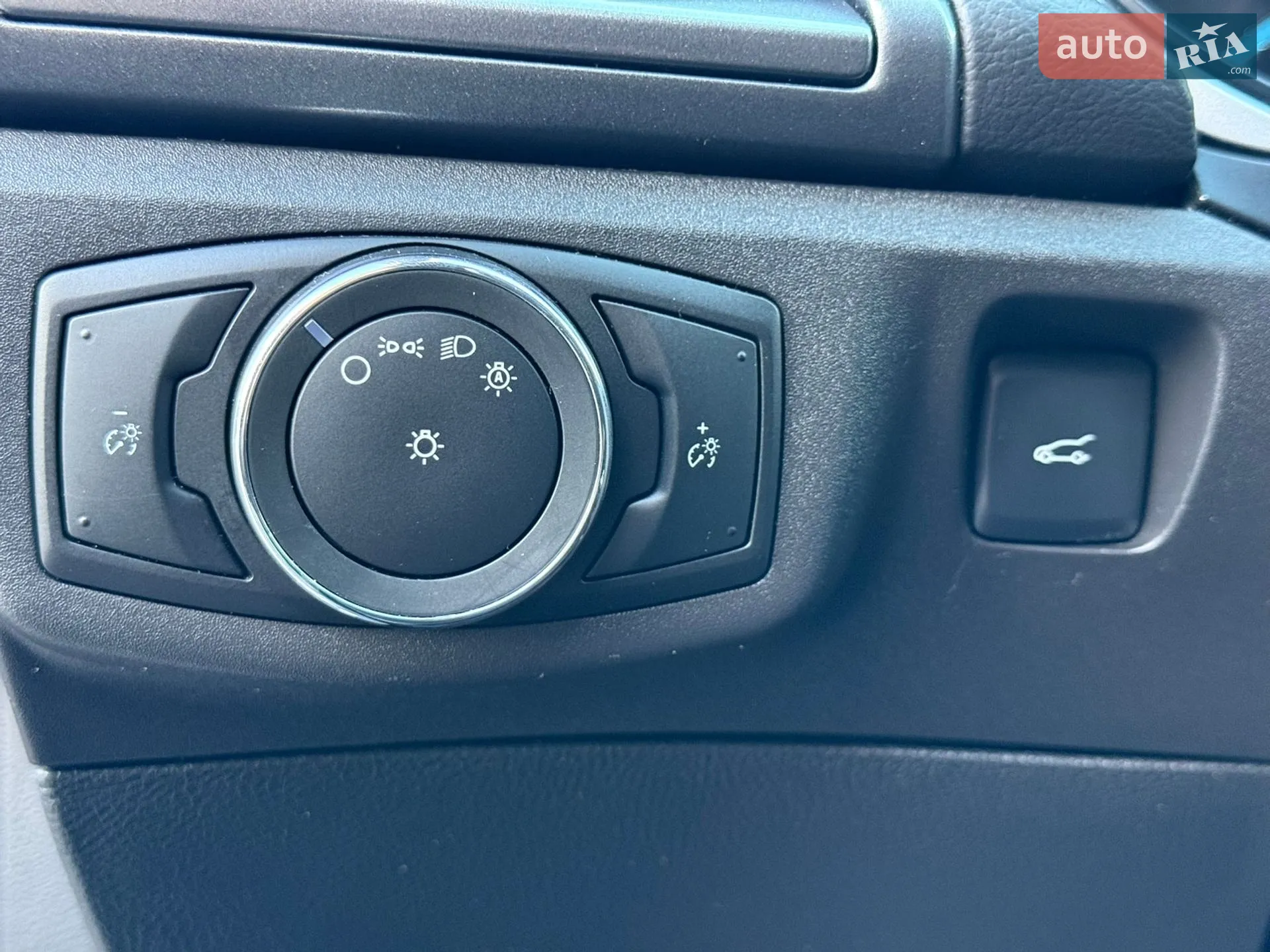 2015 Ford Fusion - мініатюра 17