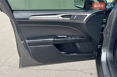 Седан Ford Fusion 2017 в Полтаві