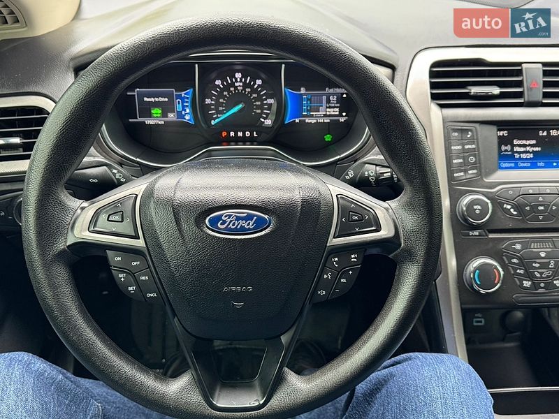 Седан Ford Fusion 2017 в Полтаві