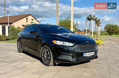 Седан Ford Fusion 2013 в Кривом Роге