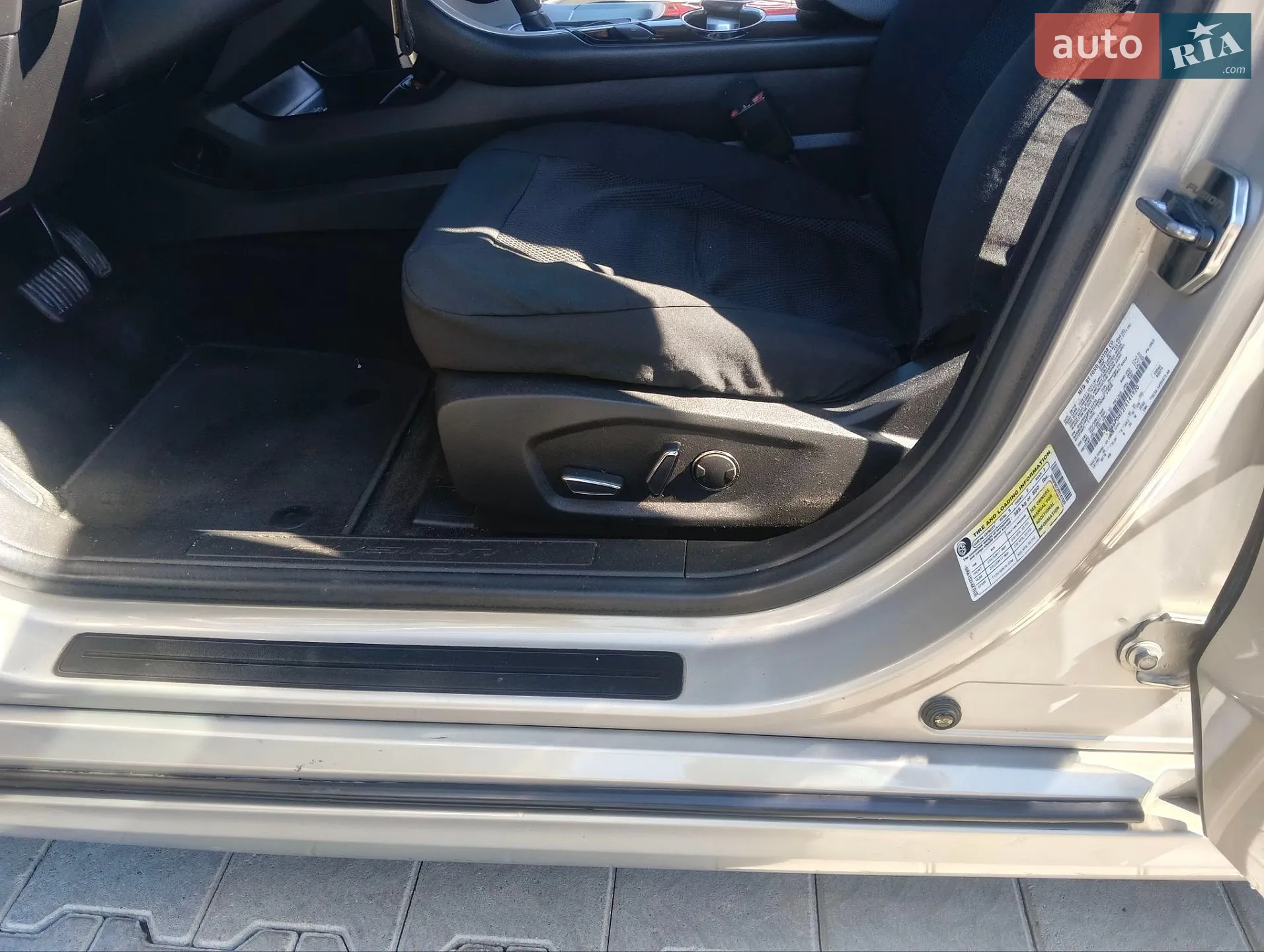 2014 Ford Fusion - мініатюра 16