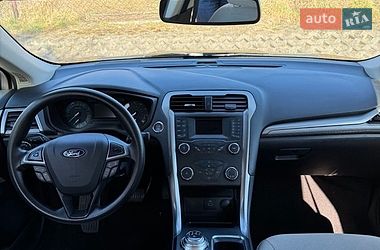 Седан Ford Fusion 2019 в Львове
