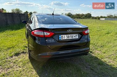 Седан Ford Fusion 2015 в Кременчуге