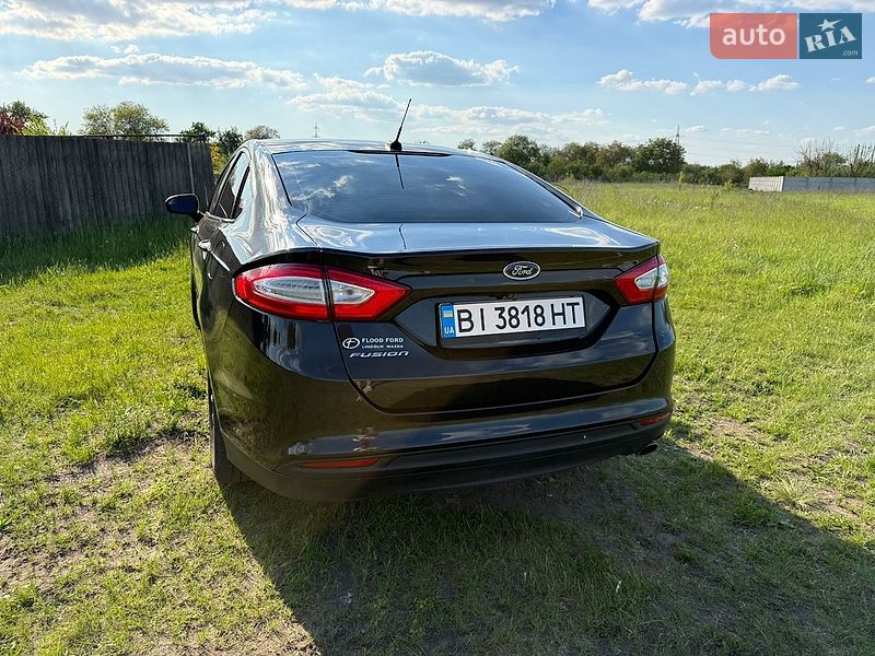 Седан Ford Fusion 2015 в Кременчуге