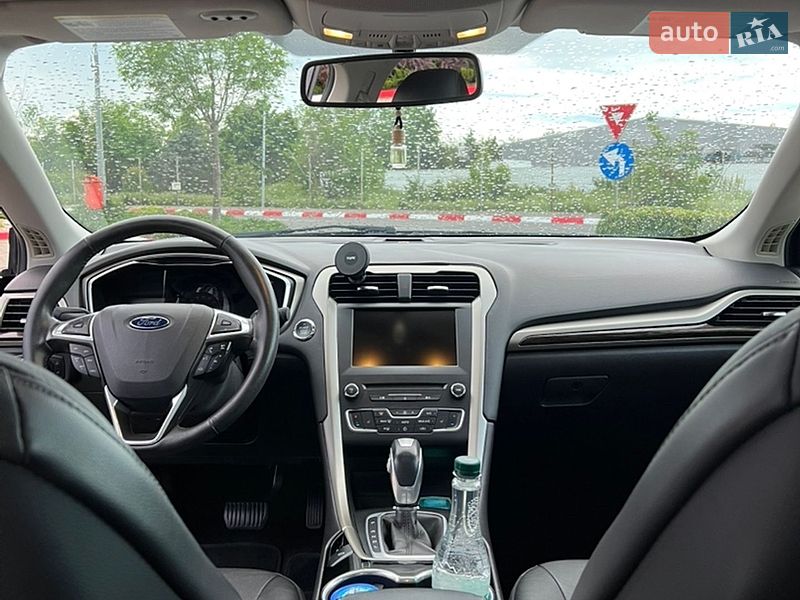 Седан Ford Fusion 2015 в Киеве фото 13 Седан Ford Fusion 2015 в Киеве