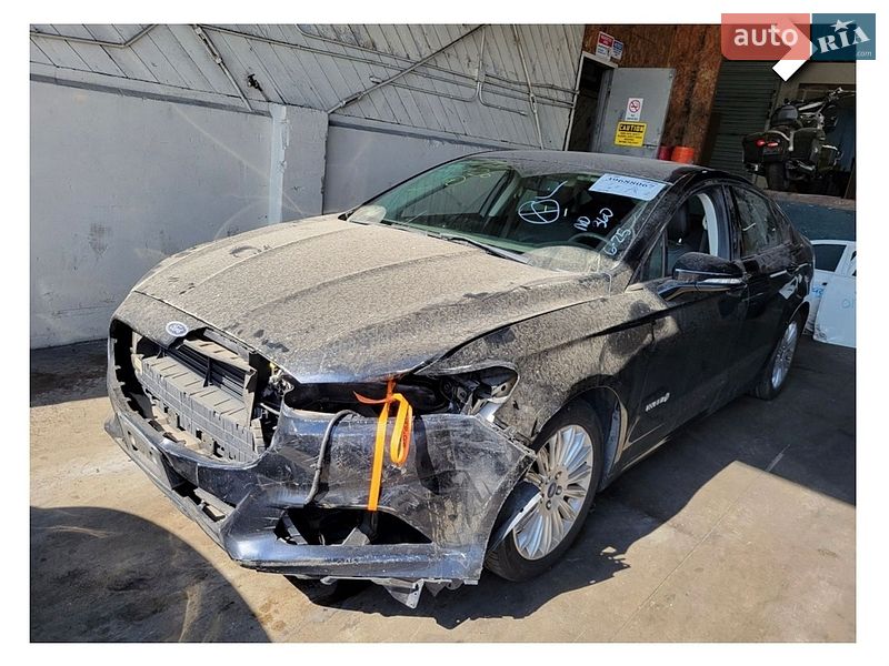 Седан Ford Fusion 2015 в Киеве фото 21 Седан Ford Fusion 2015 в Киеве