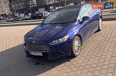 Седан Ford Fusion 2015 в Львове