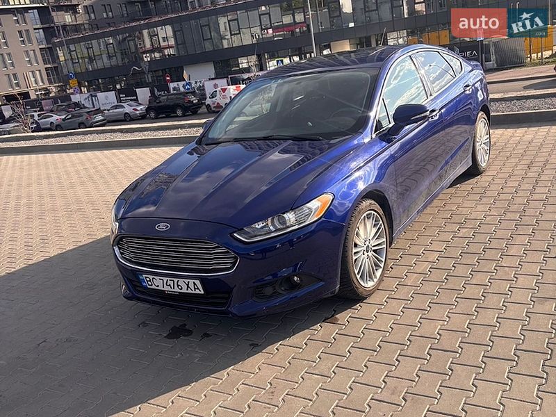 Седан Ford Fusion 2015 в Львове