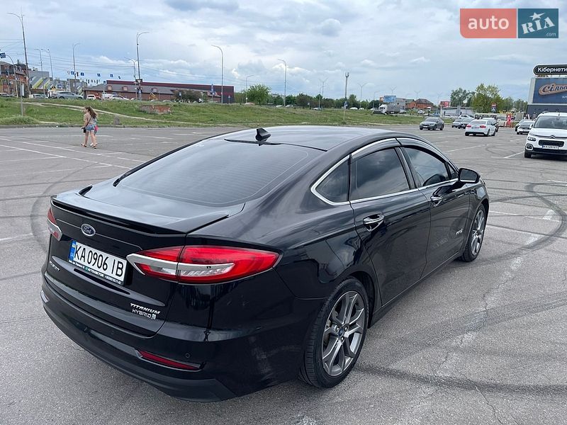 Седан Ford Fusion 2019 в Киеве