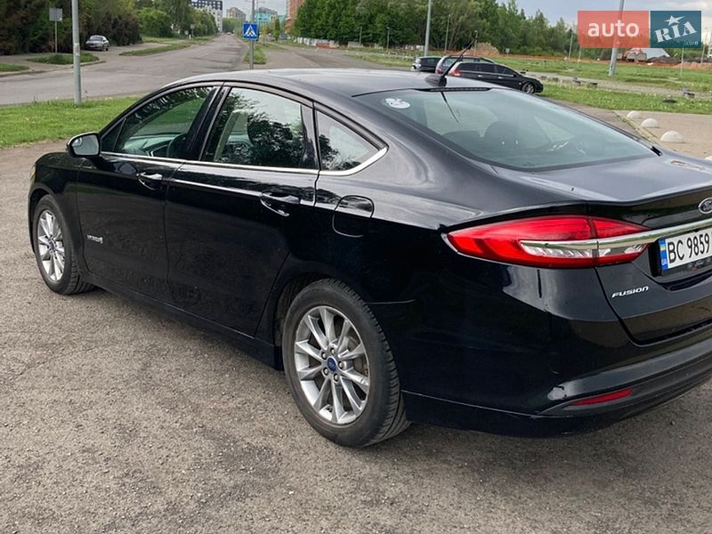 Седан Ford Fusion 2017 в Львове