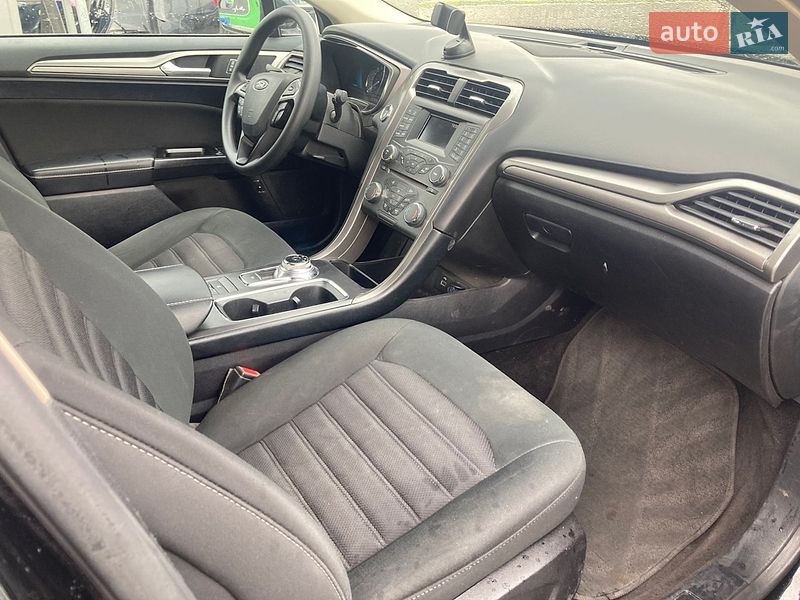 Седан Ford Fusion 2017 в Львове