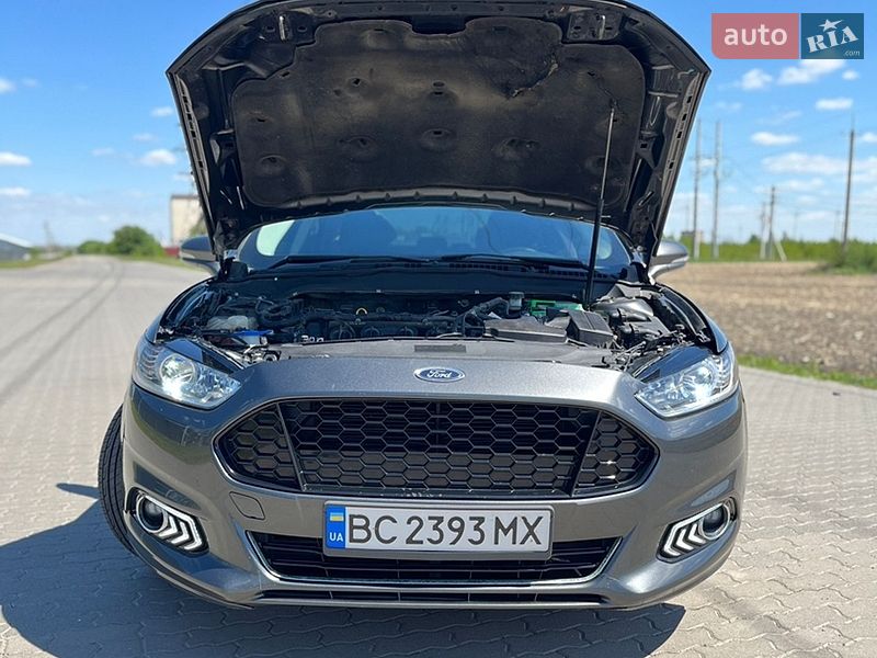 Седан Ford Fusion 2015 в Буську