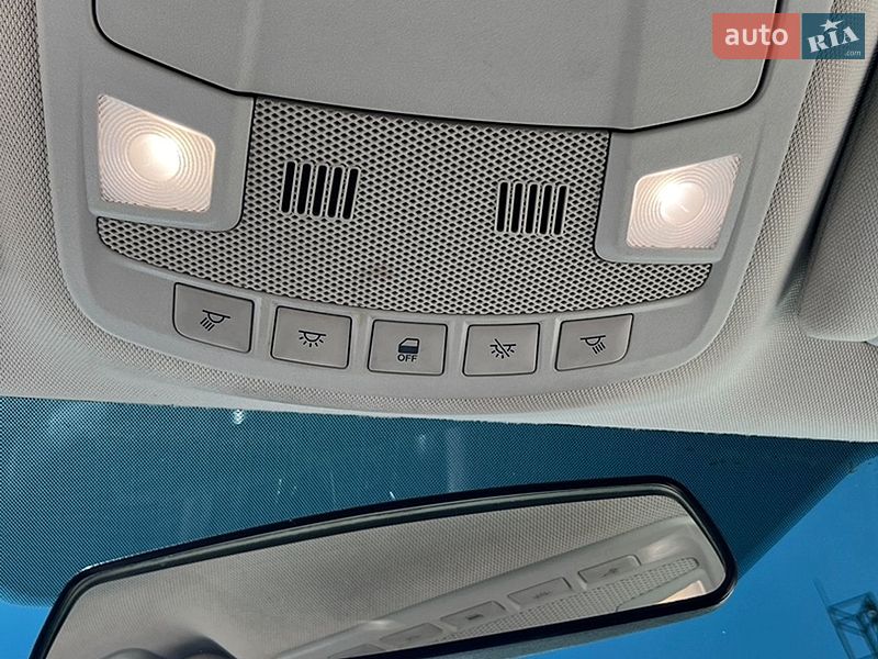 Седан Ford Fusion 2015 в Буську
