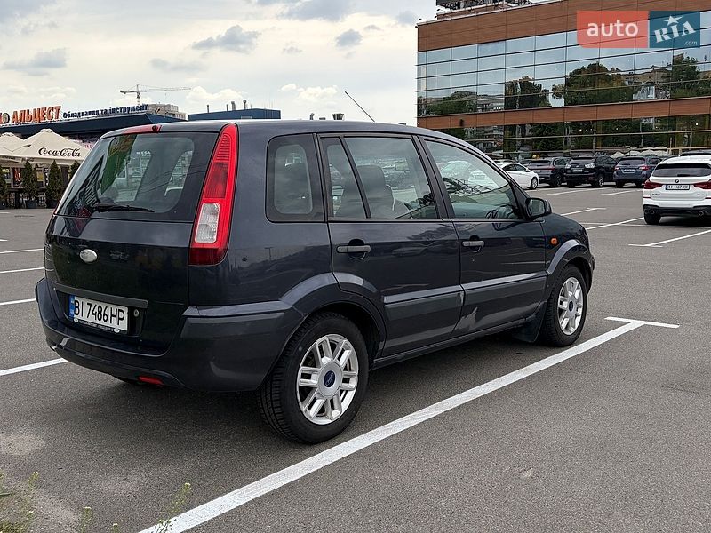 Хетчбек Ford Fusion 2008 в Києві